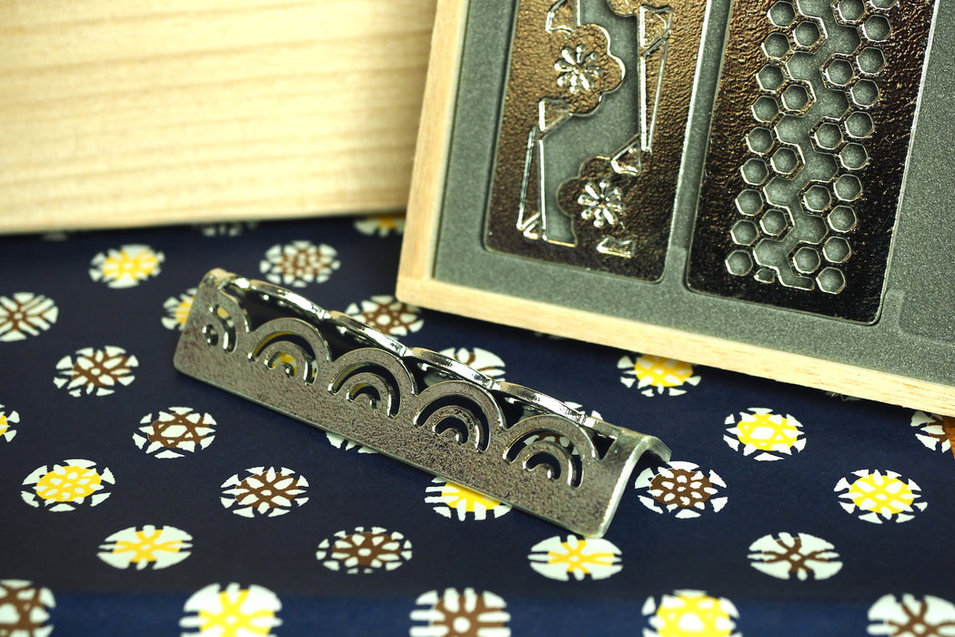 Nousaku - Tin Cutlery Rest - Lucky Motif - set of 5