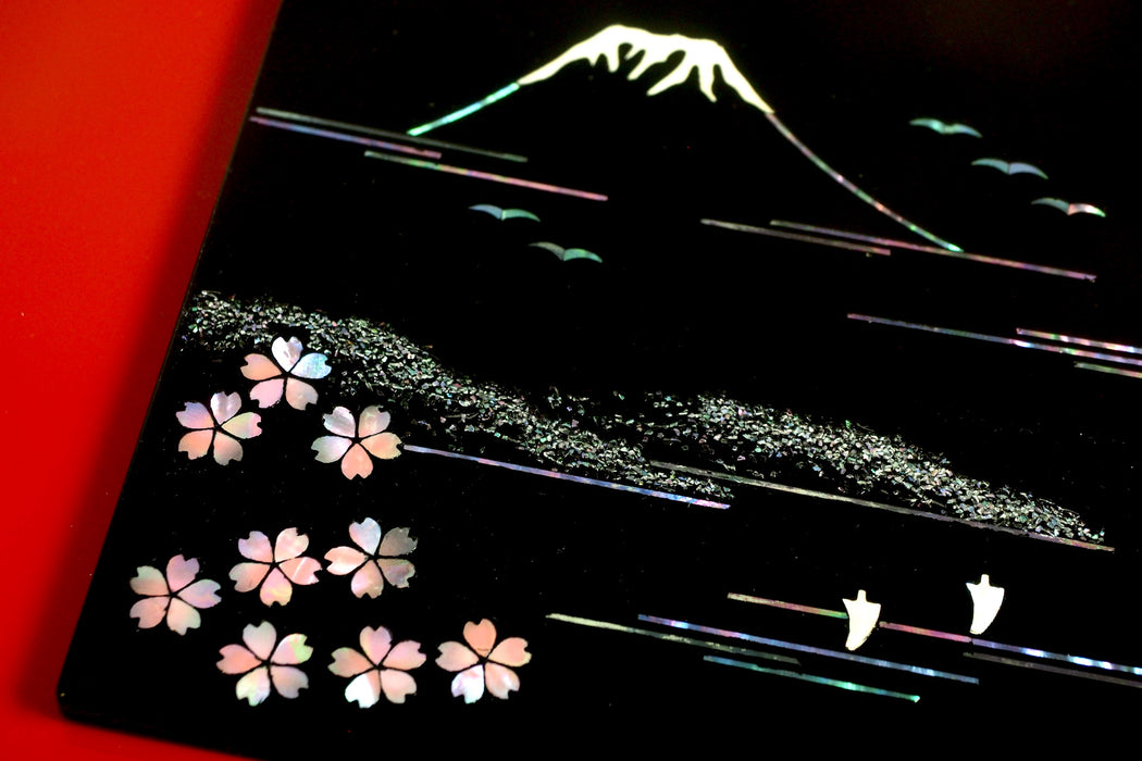 Cashew Lacquer Interior Panel - Mt.Fuji and Cherry Blossoms (30x30x2cm)