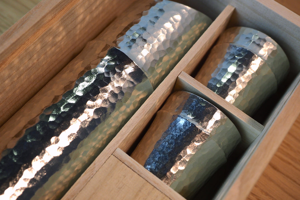 Nousaku - Bamboo Sake Set - Tin 100% Hammered Pattern